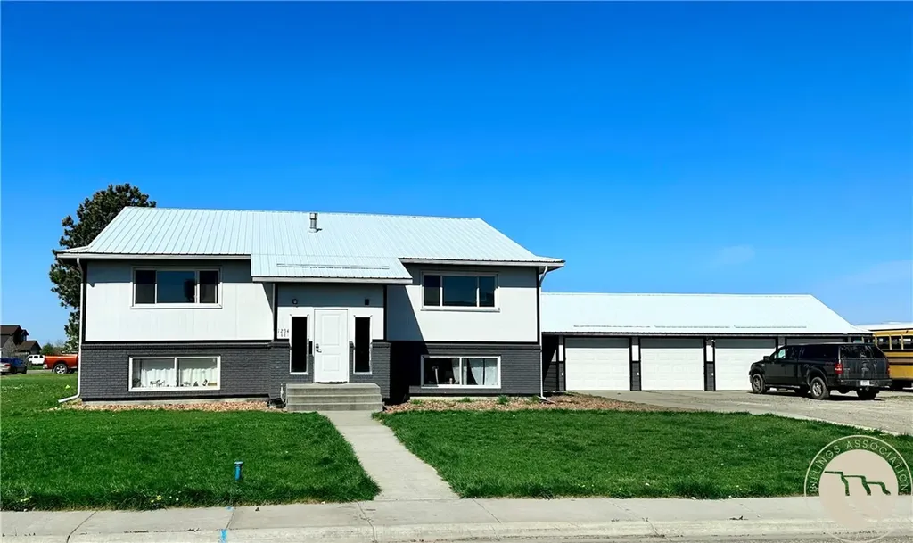 502 Michael Avenue Hardin MT 59034