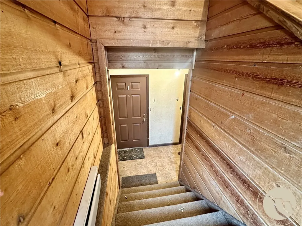 502 Michael Avenue Hardin MT 59034