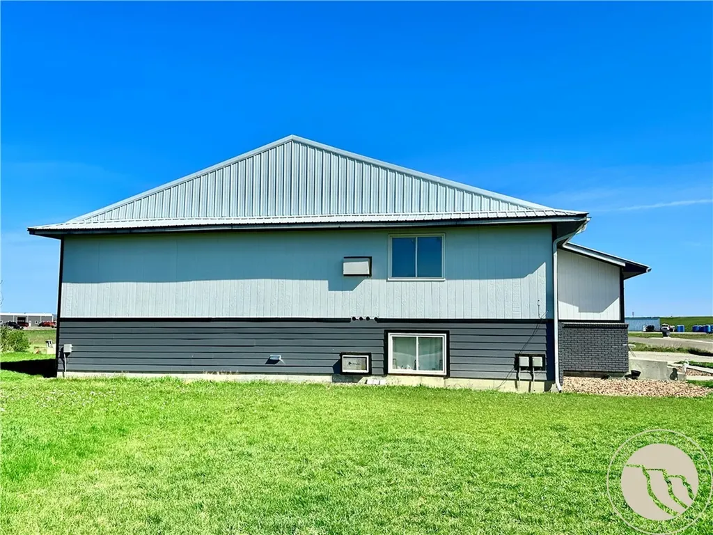 502 Michael Avenue Hardin MT 59034