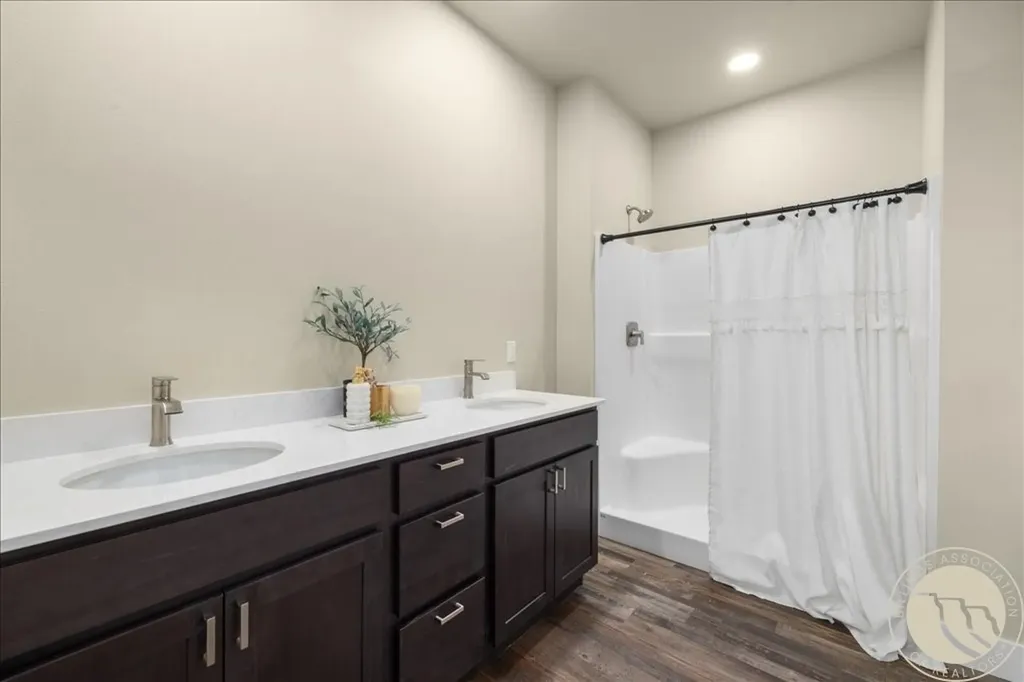 2609 Whisper Wind Way Billings MT 59106