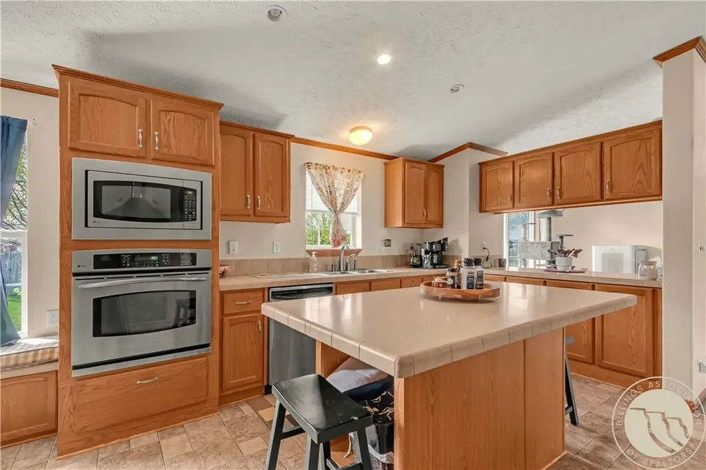 104 Heimat Road Hardin MT 59034