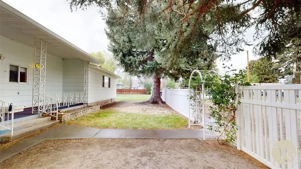 215 1st Street SE Park City MT 59063