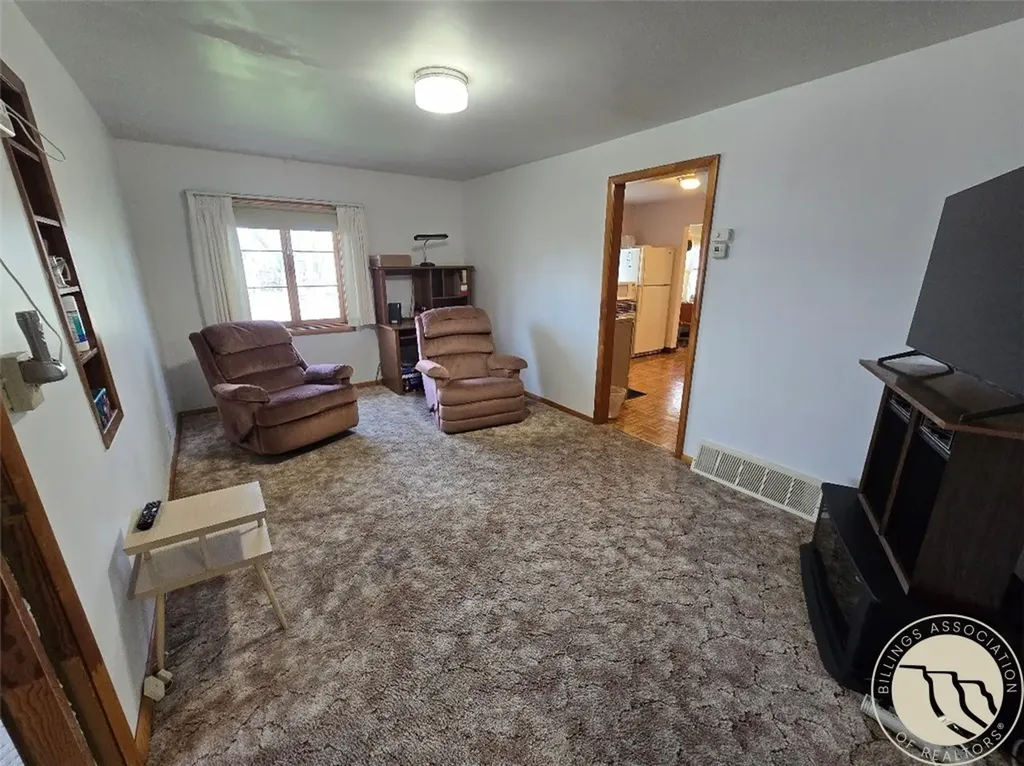 507 S Monroe Street Baker MT 59313