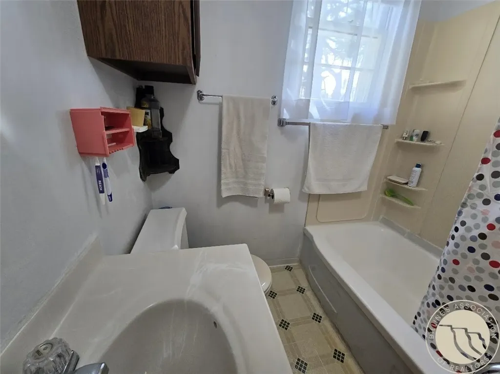 507 S Monroe Street Baker MT 59313