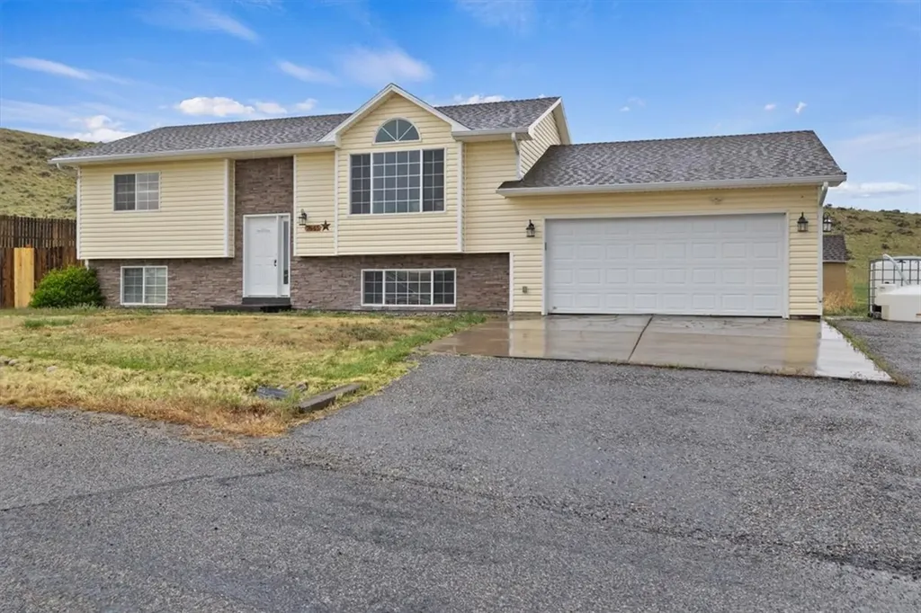 7645 Century Hills Road N Billings MT 59106