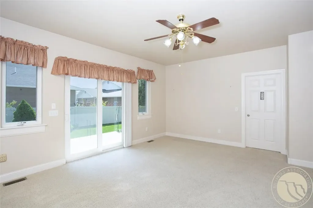 1737 Crystal Drive Billings MT 59106