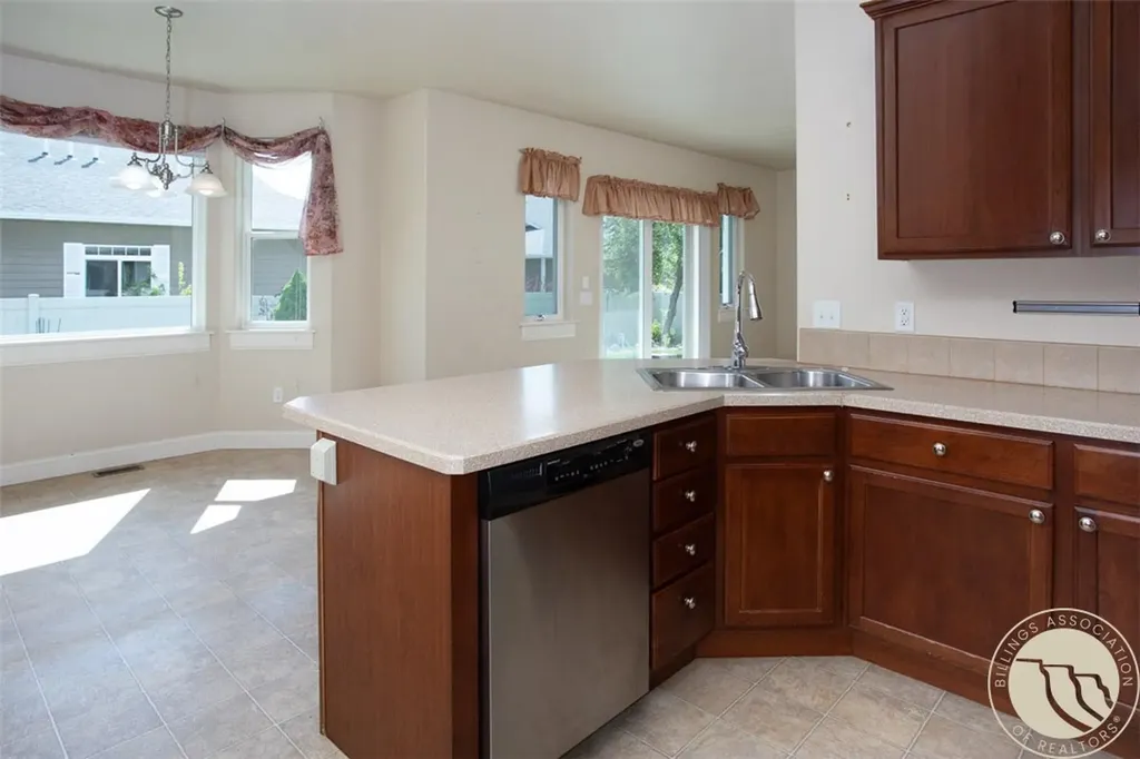 1737 Crystal Drive Billings MT 59106