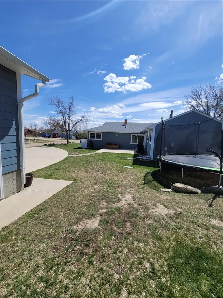 1202 View Street NW Harlowton MT 59036