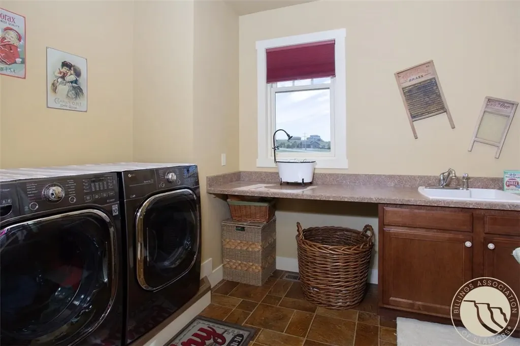 5445 Crest View Drive Billings MT 59101