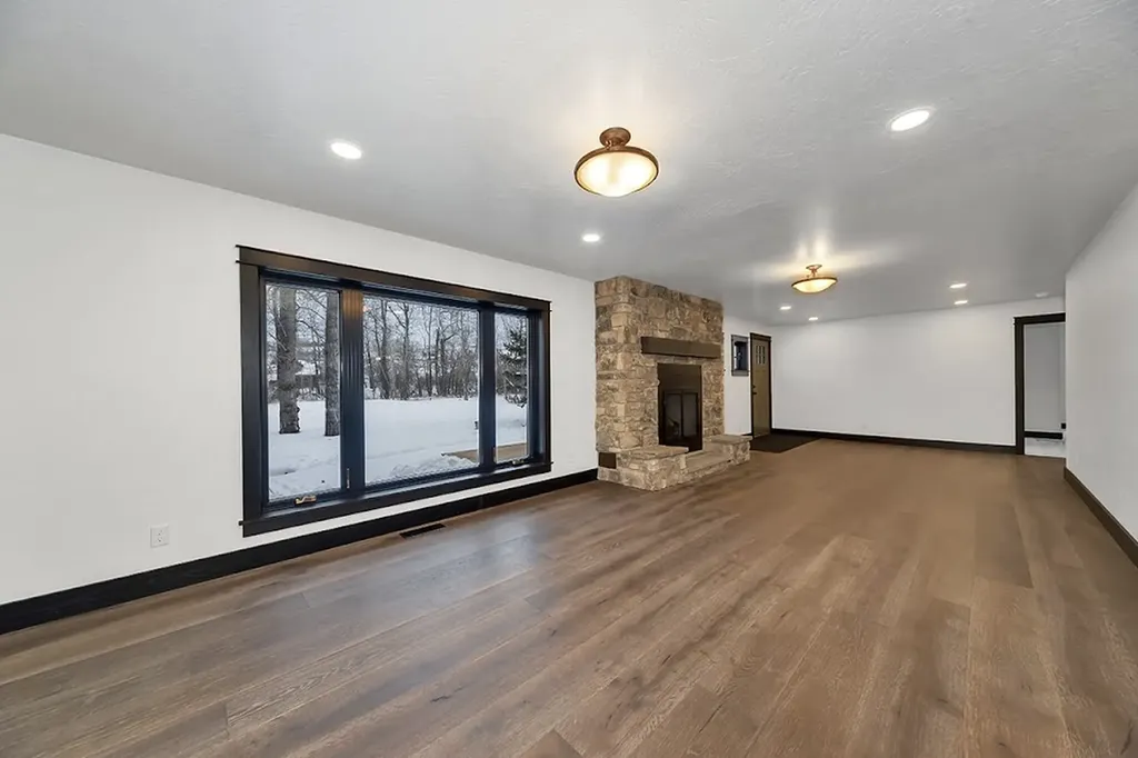 17 Bighorn Red Lodge MT 59068