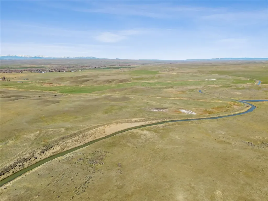 62 Acres Canal Road Shawmut MT 59078