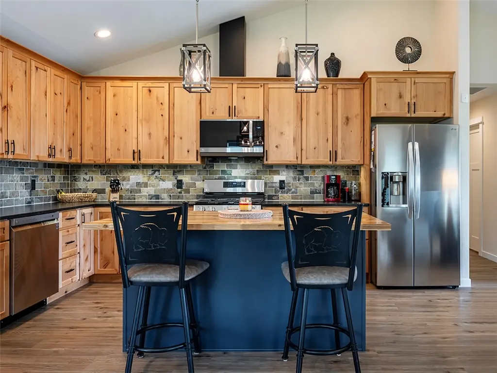 2425 Diamond C Trail Red Lodge MT 59068