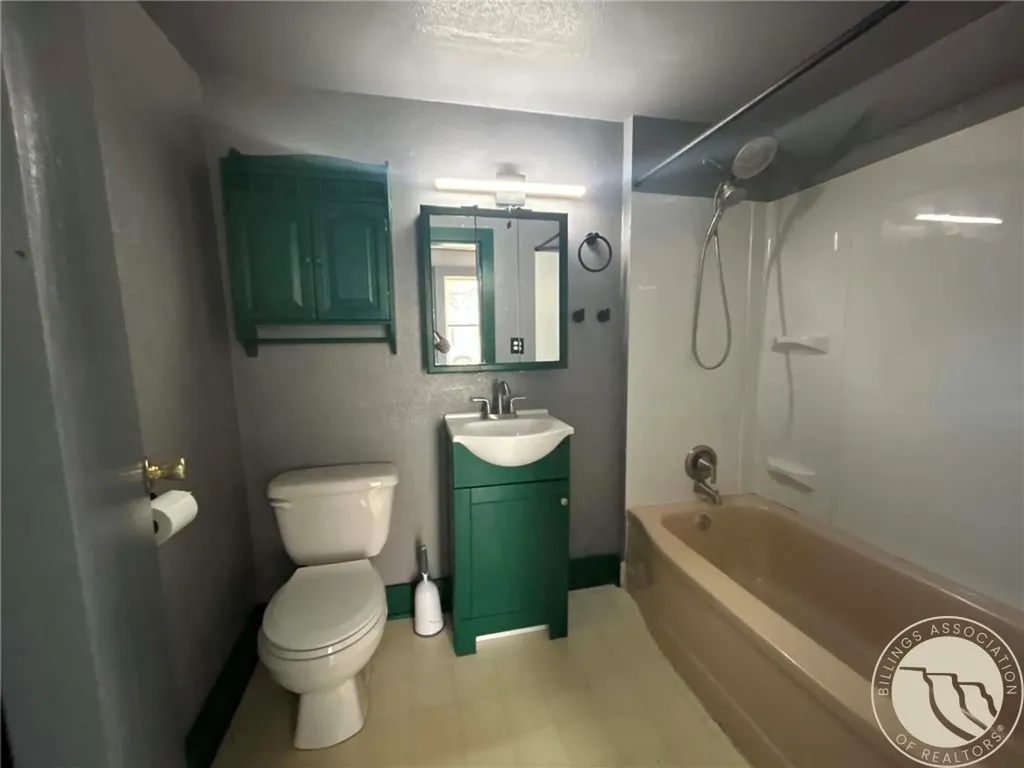 111 Harley Avenue Fromberg MT 59029