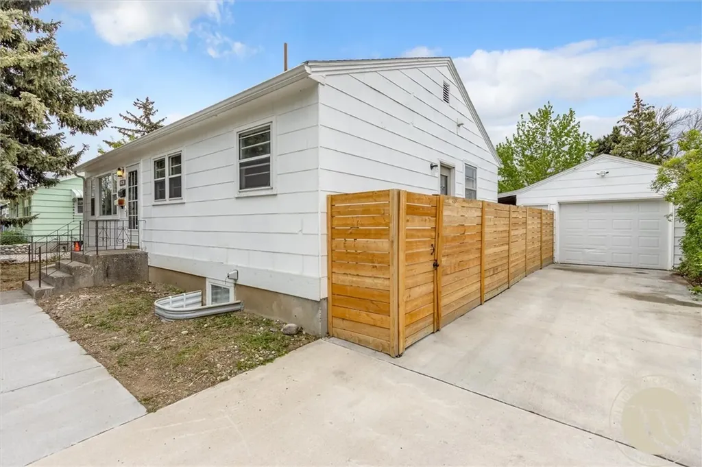 1836 Clark Avenue Billings MT 59102