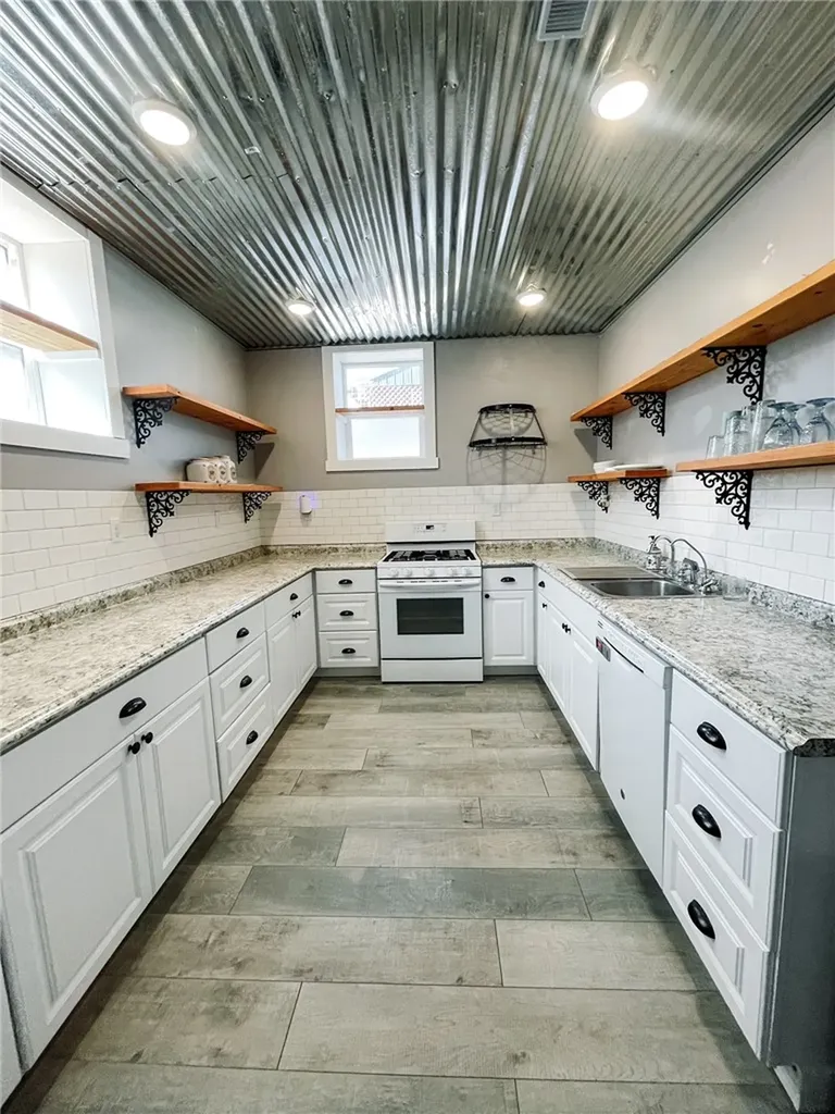 501 1st Street W Roundup MT 59072