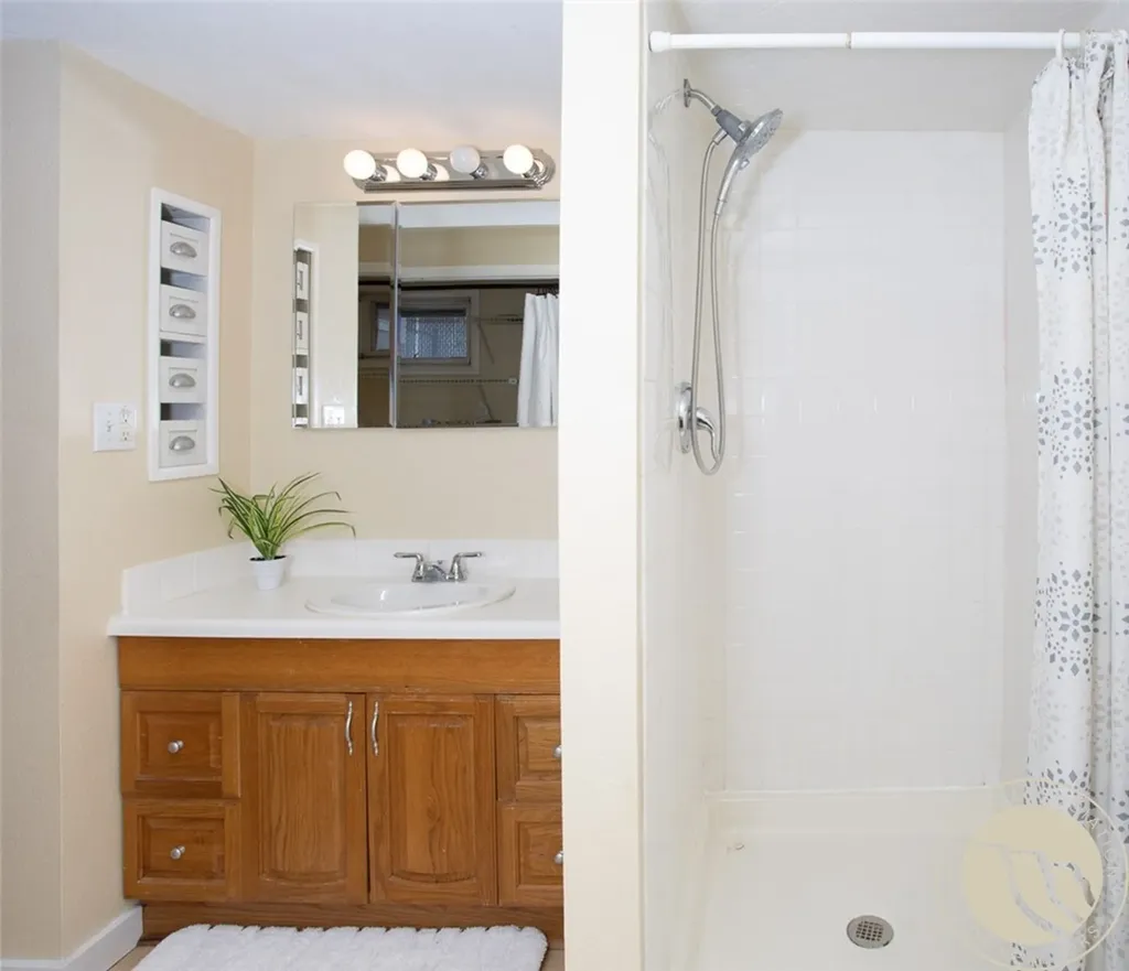 828 Cook Avenue Billings MT 59101