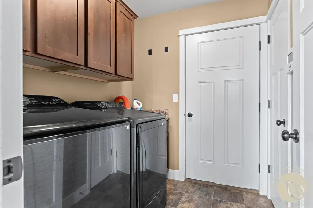 5807 Mountain Front Avenue Billings MT 59106