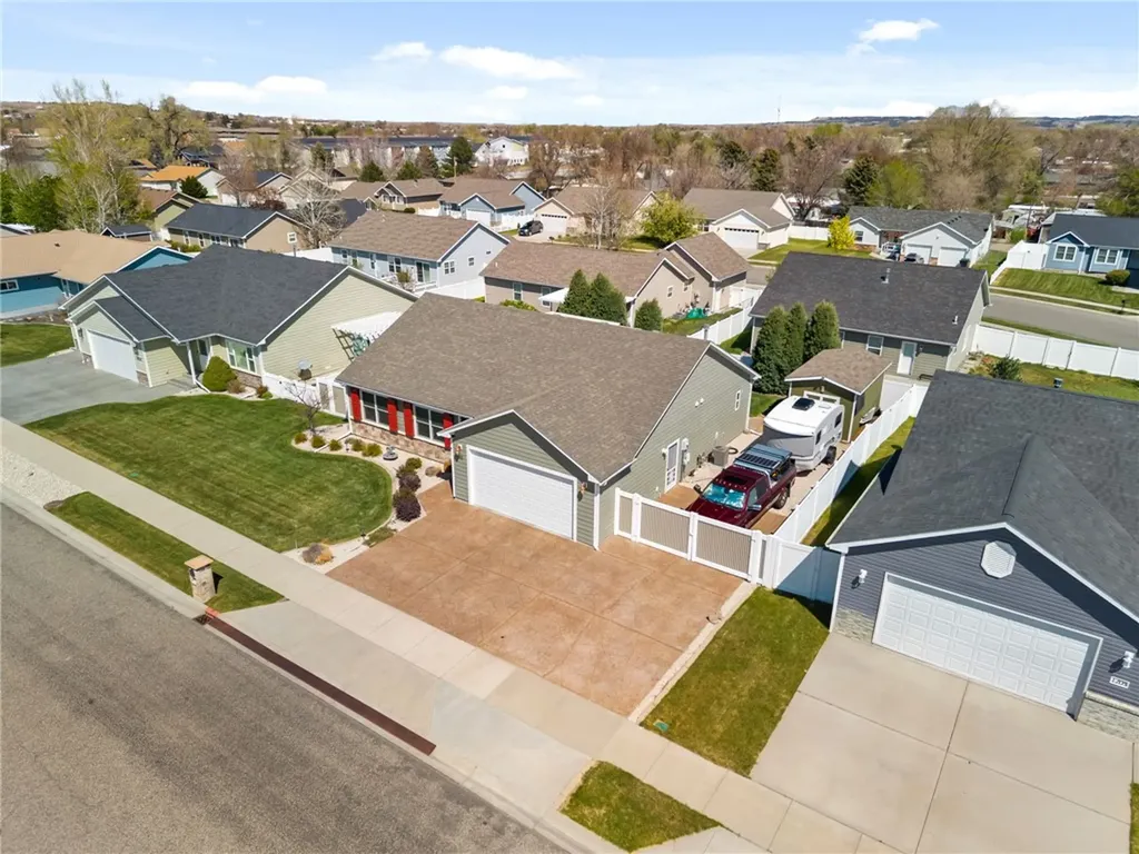 1217 Crystal Lake Lane Billings MT 59105