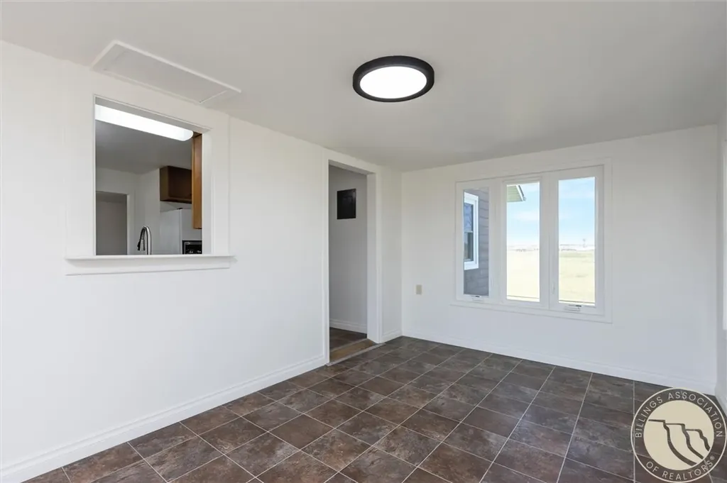 2422 S 27th Road Ballantine MT 59006