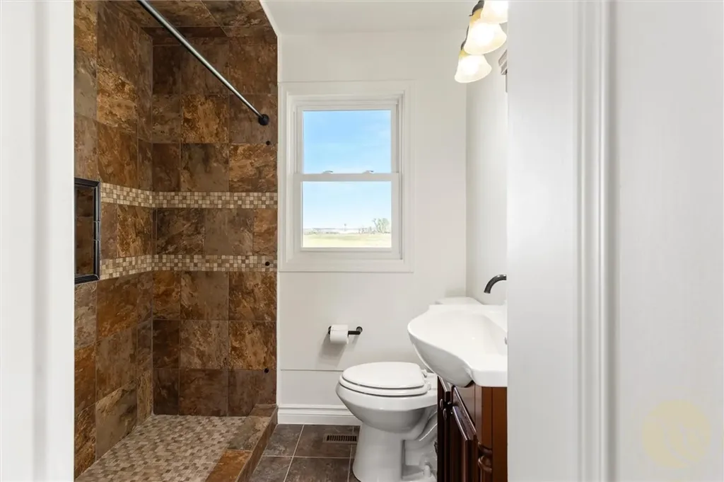 2422 S 27th Road Ballantine MT 59006