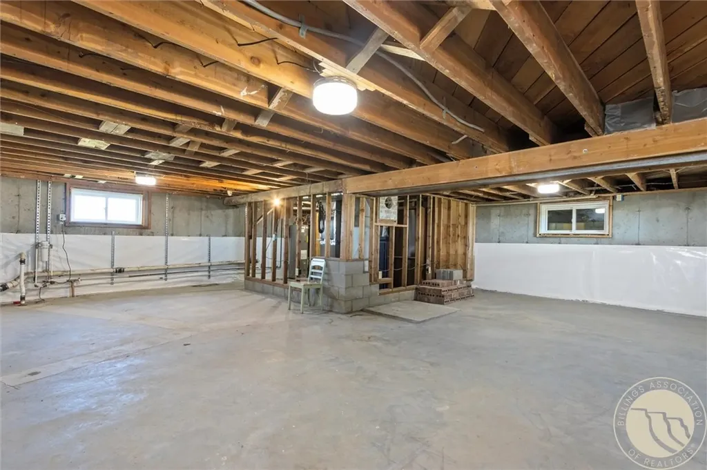 2422 S 27th Road Ballantine MT 59006