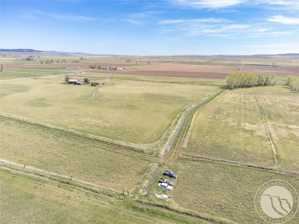 2422 S 27th Road Ballantine MT 59006