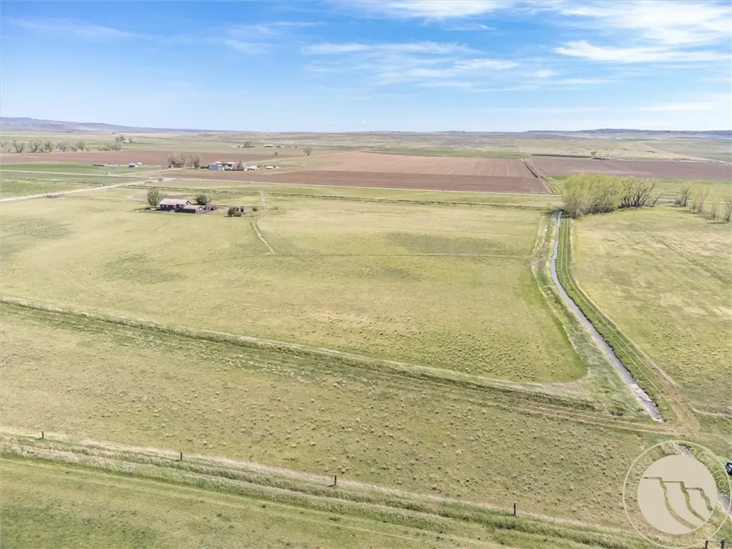2422 S 27th Road Ballantine MT 59006