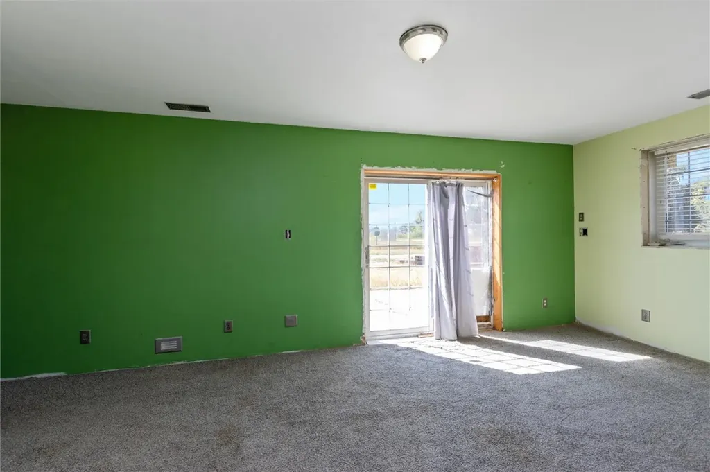 7230 N Eggebrecht Lane Billings MT 59106