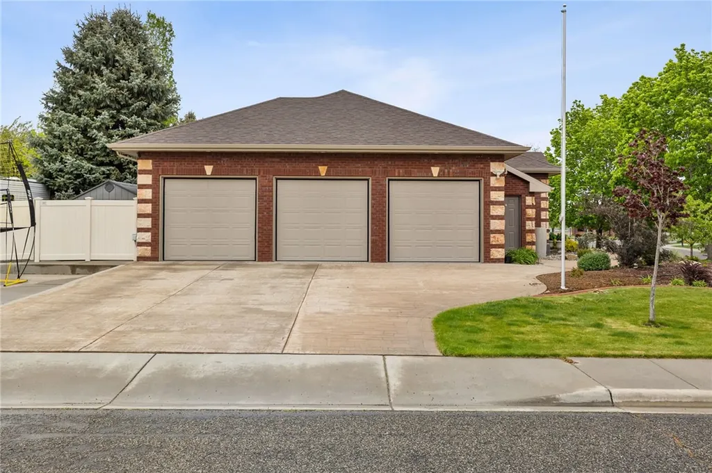 1605 Forest Park Drive Billings MT 59102