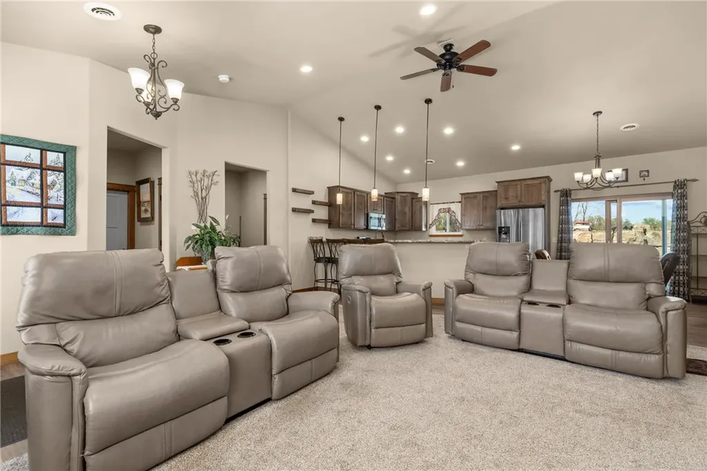 807 W 12th Street Laurel MT 59044