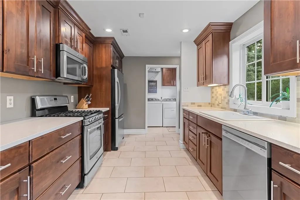 2403 Elm Street Billings MT 59101