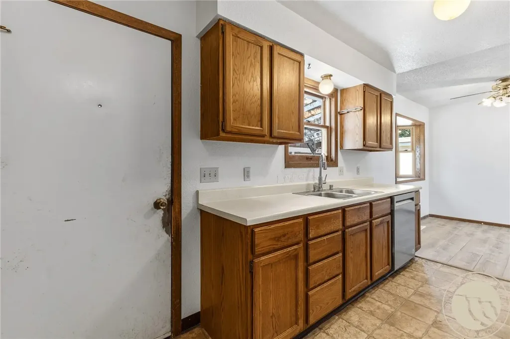 1042 Crist Drive Billings MT 59105