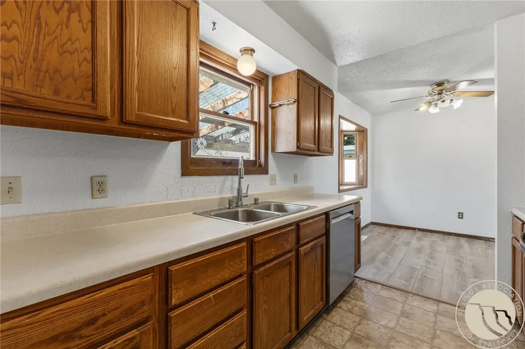 1042 Crist Drive Billings MT 59105