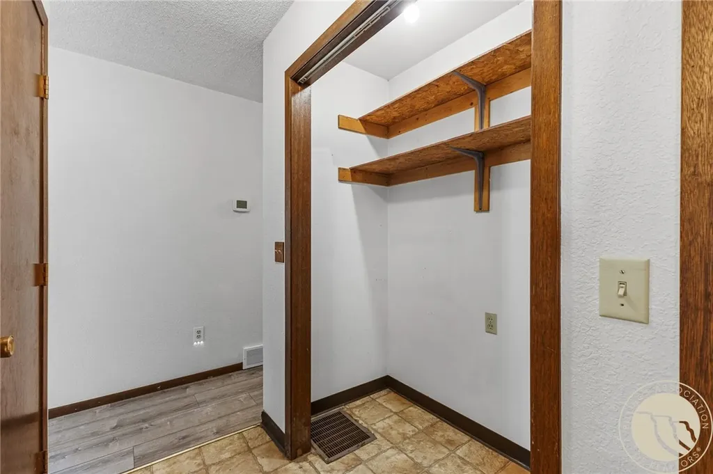 1042 Crist Drive Billings MT 59105