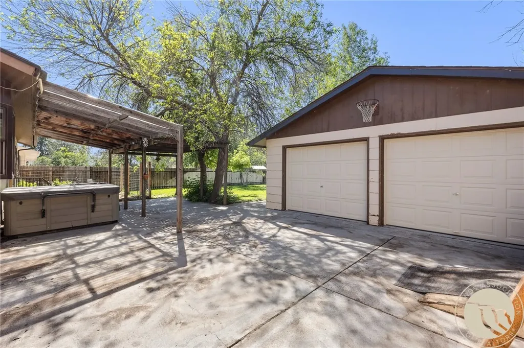 1042 Crist Drive Billings MT 59105