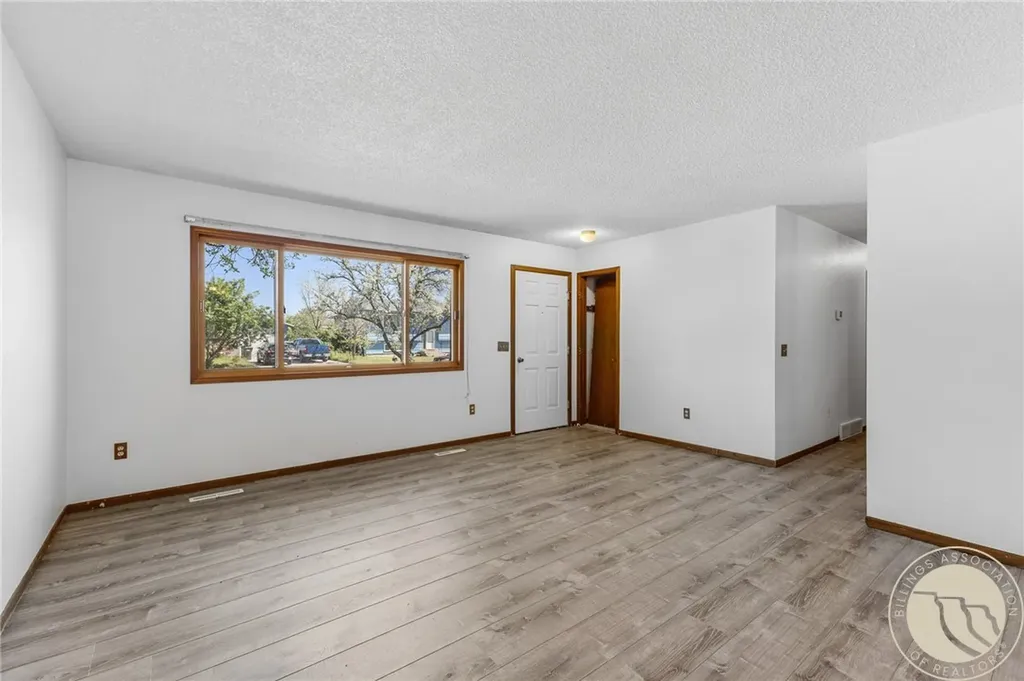 1042 Crist Drive Billings MT 59105