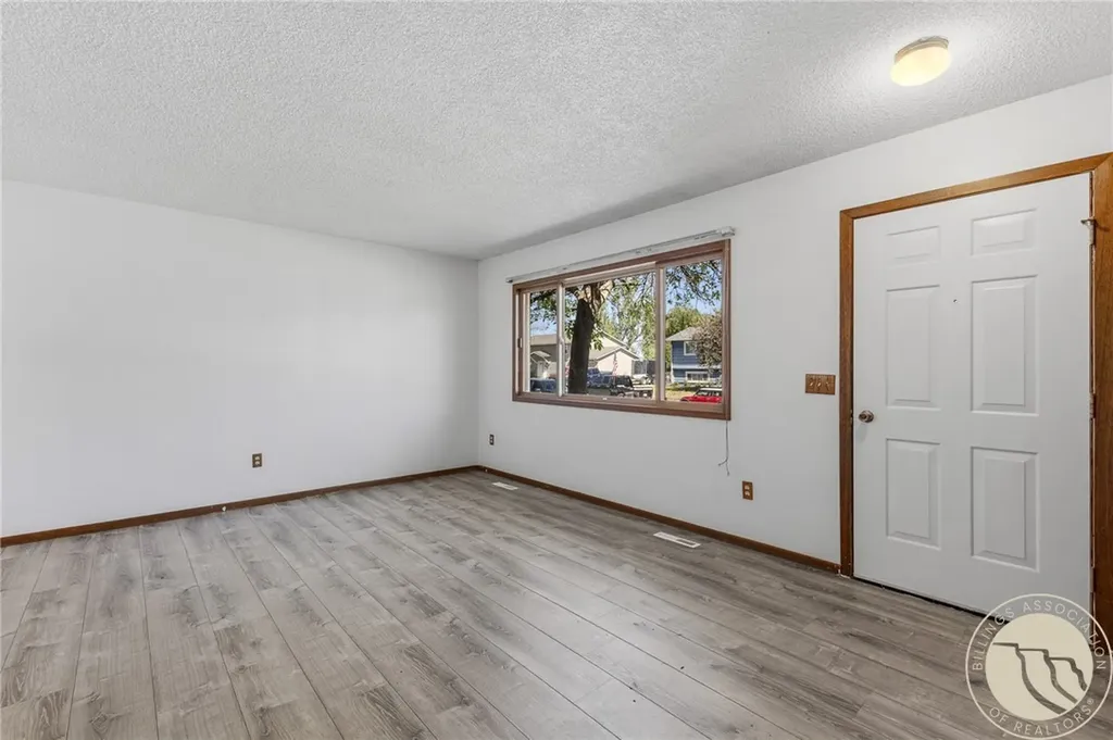 1042 Crist Drive Billings MT 59105