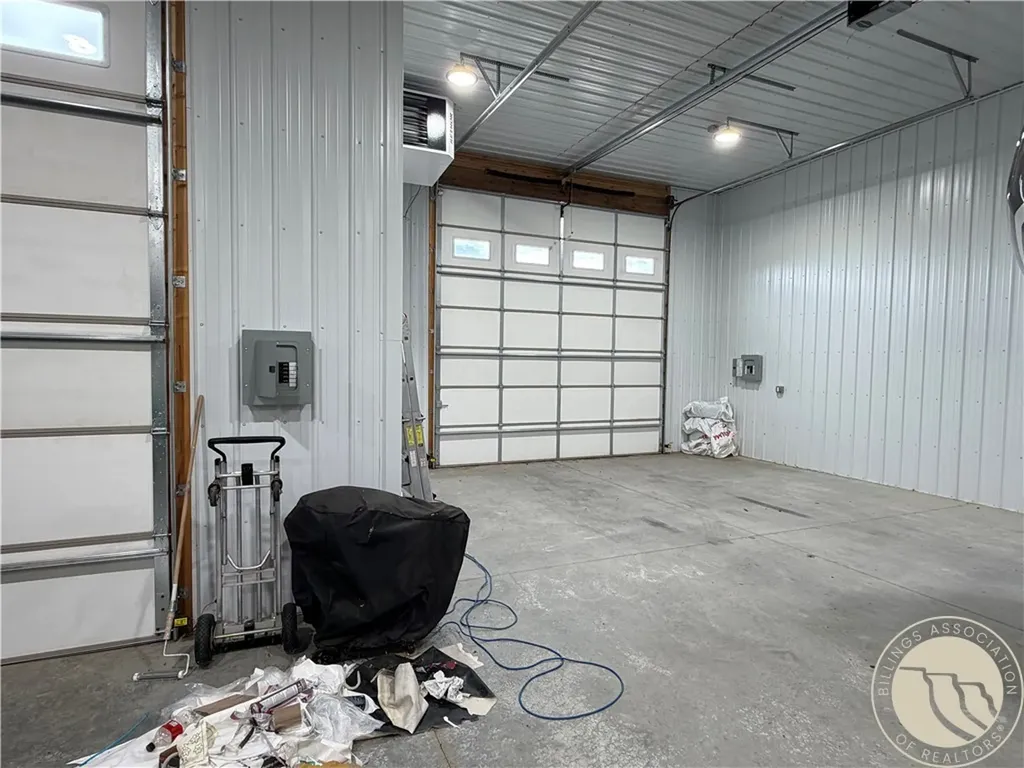 916 W Man Cave St Units A-c Billings MT 59106