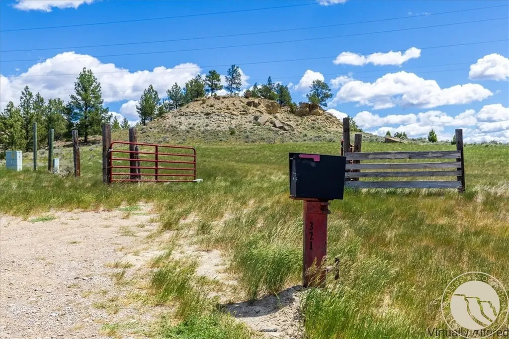 S34, T09 N, R25 E, Sw4nw4 Tbd Us Hwy 87 N, Roundup, Mount Roundup MT 59072