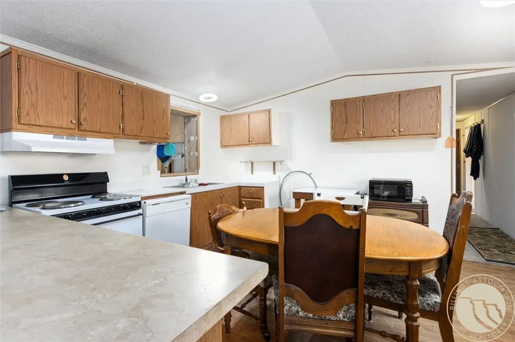 118 1st Avenue SW Park City MT 59063