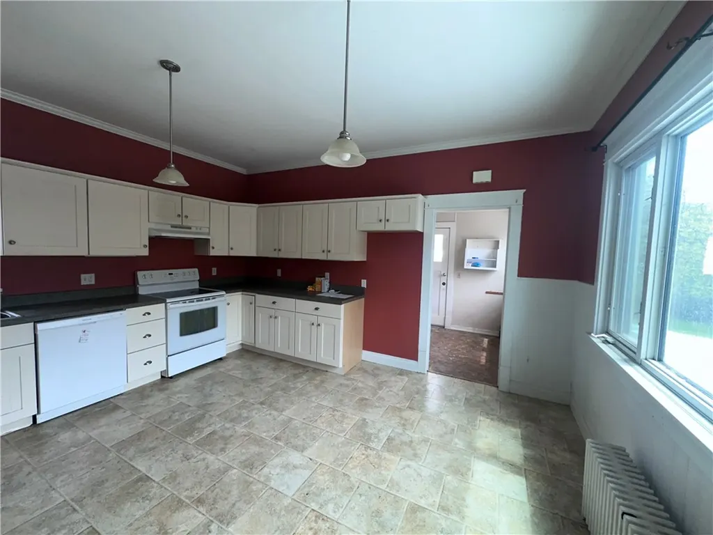 316 S Broadway Avenue S Red Lodge MT 59068