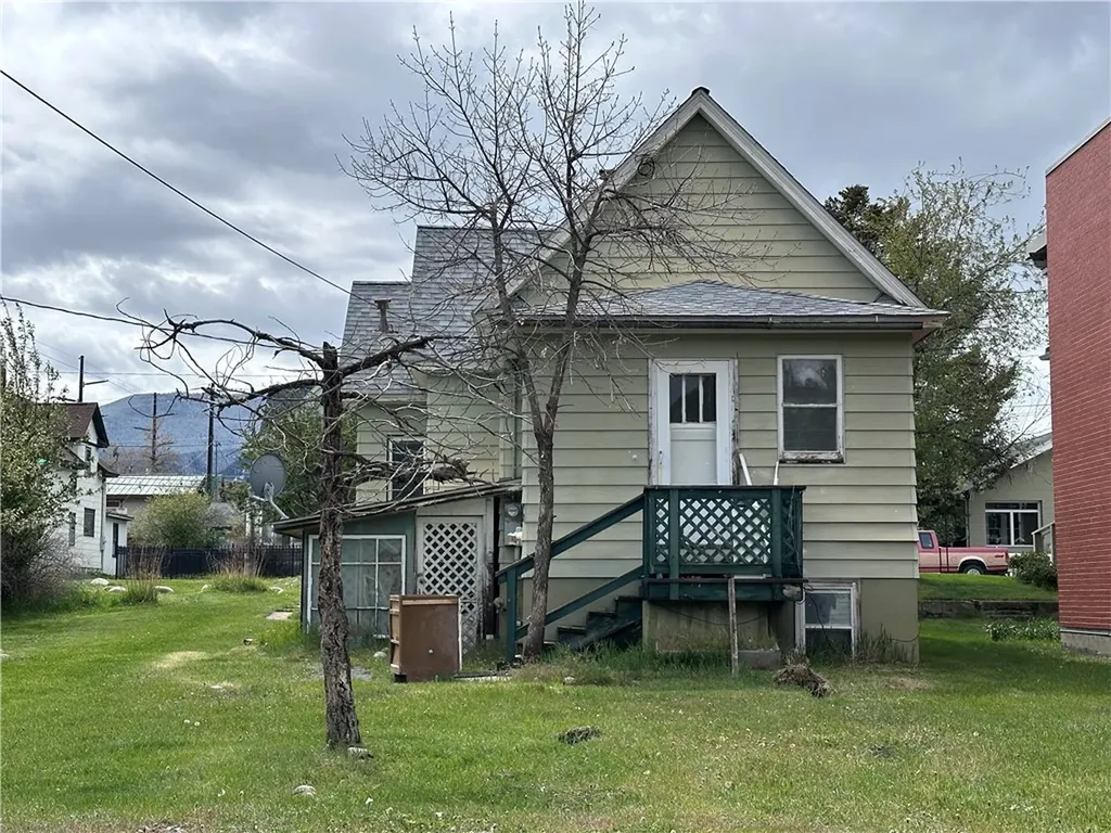316 S Broadway Avenue S Red Lodge MT 59068