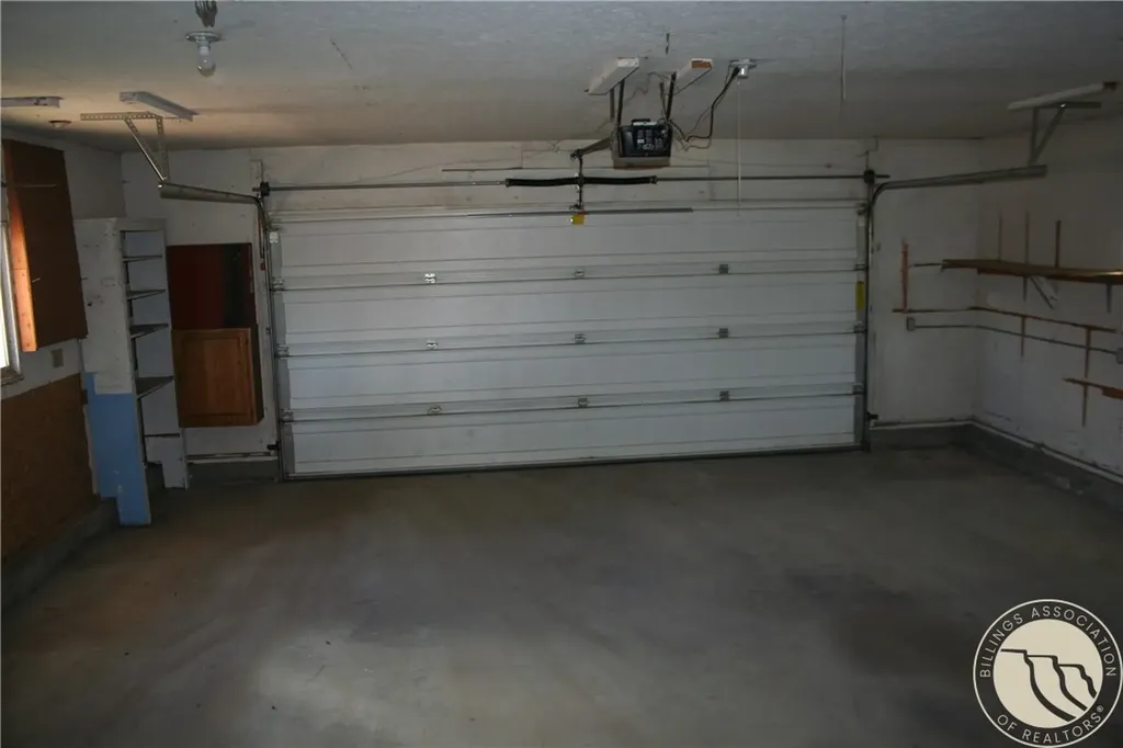 251 E. 1st Avenue N. Columbus MT 59019
