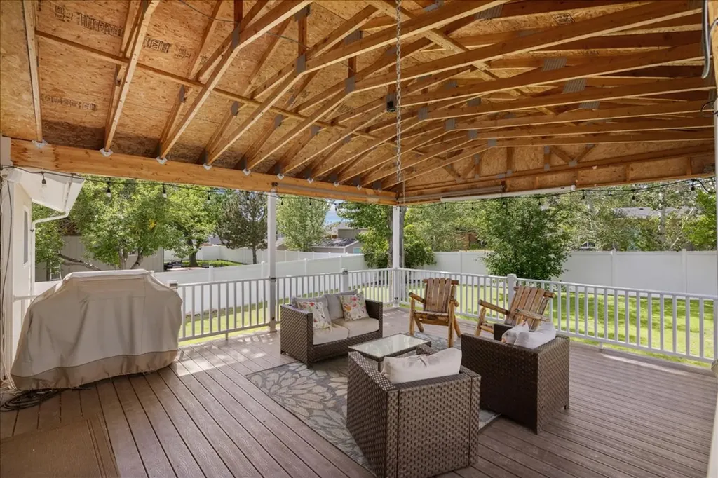 582 Mecca Drive Billings MT 59105