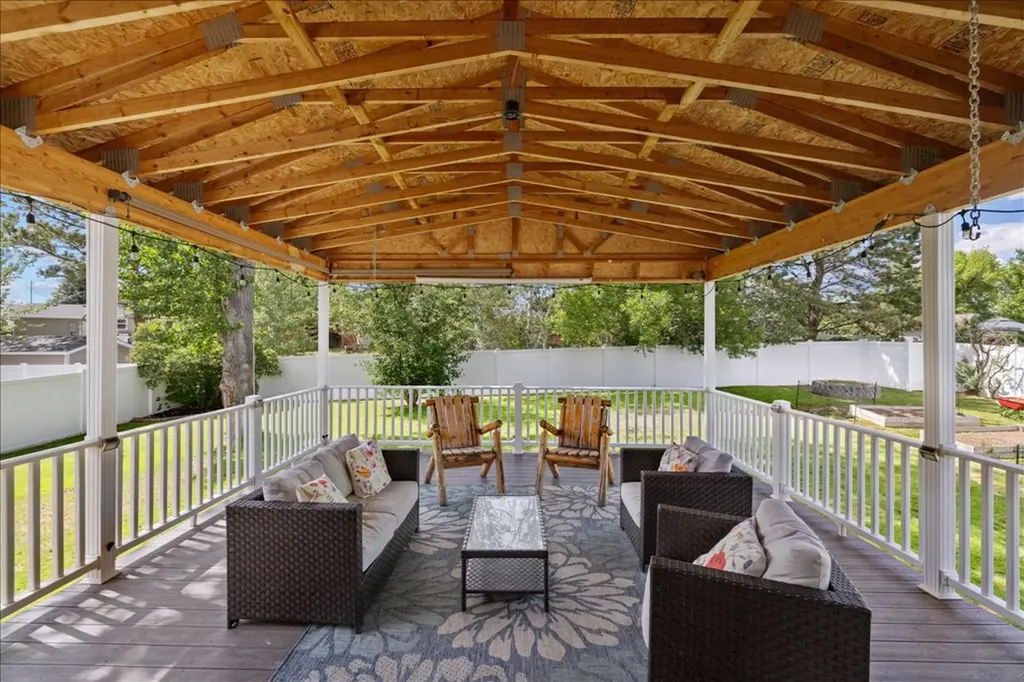 582 Mecca Drive Billings MT 59105
