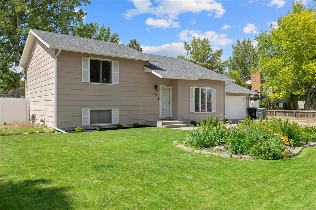 582 Mecca Drive Billings MT 59105