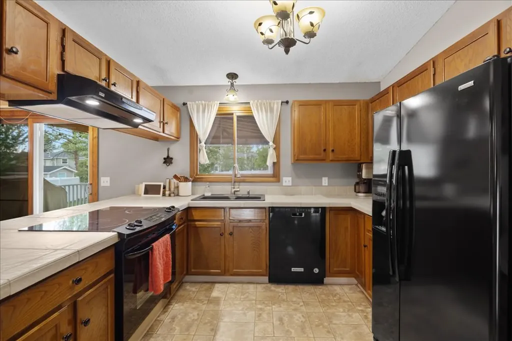 582 Mecca Drive Billings MT 59105
