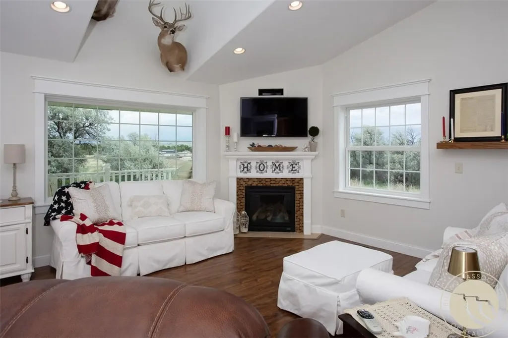 1110 Fir Avenue Laurel MT 59044