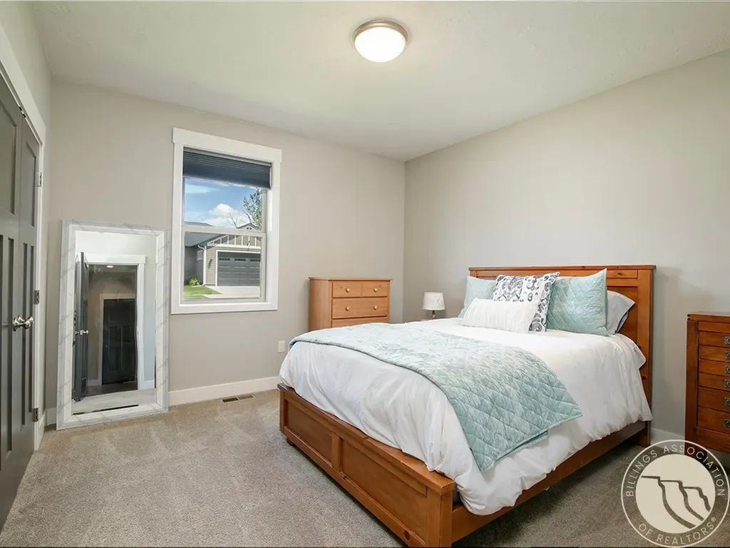 1145 Vineyard Way Billings MT 59106