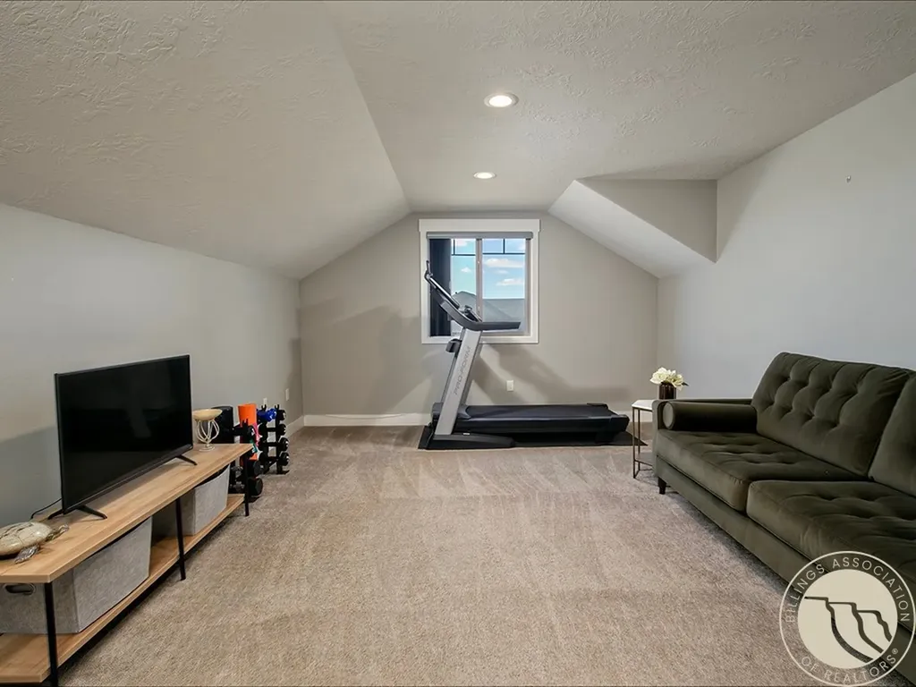 1145 Vineyard Way Billings MT 59106